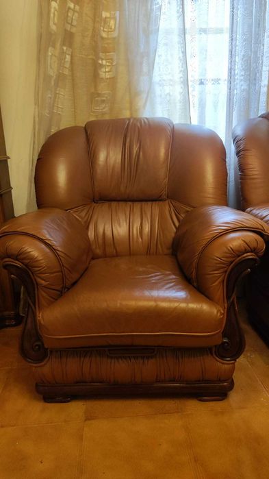 Sofá em pele de 3 lugares