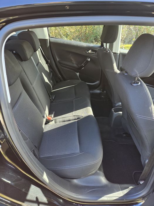 Peugeot 208 1.2 Allure 2018