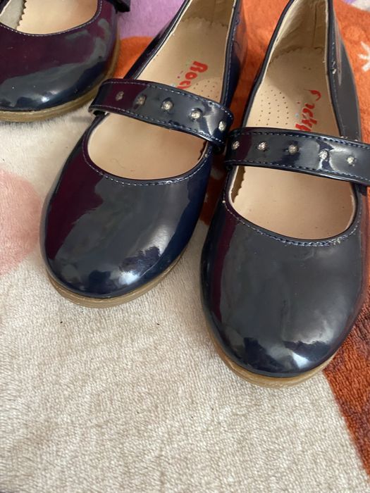 Туфлі для двійні, близнят