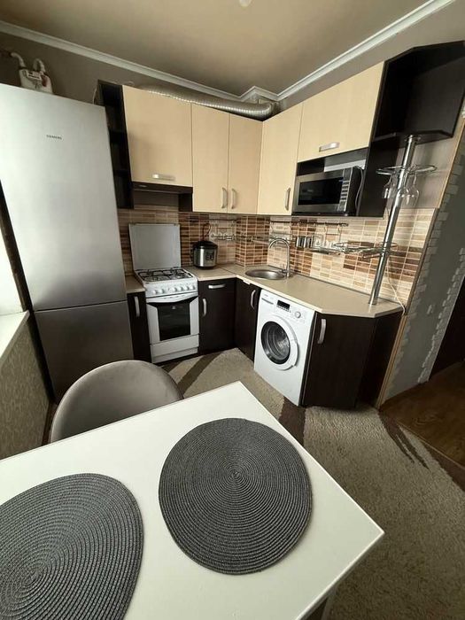 E S3 Продам 1к квартиру просп. Трокторостроителей,63
