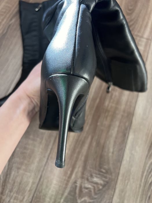 Стильні чоботи з натуральноі шкіри