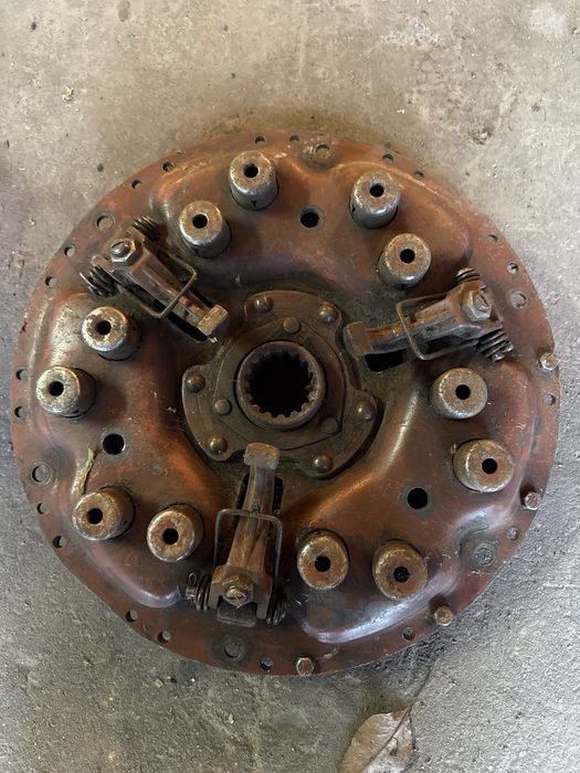 Корзина зчеплення Д240