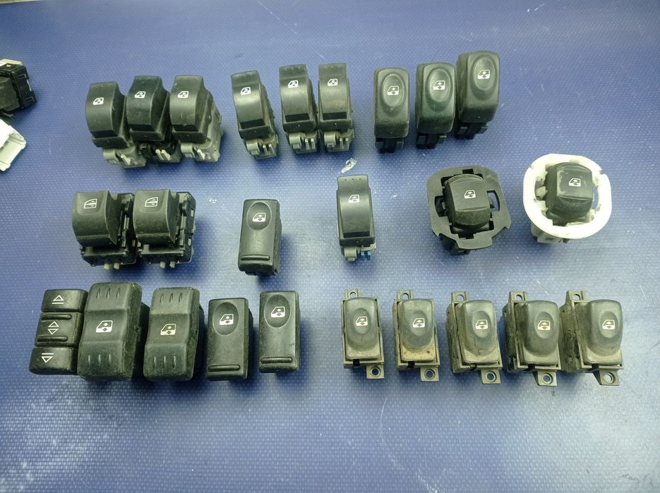 Кнопка Вікна Замка ЕСП Парктронік Круїз Підігрів Аварійка Рено Renault