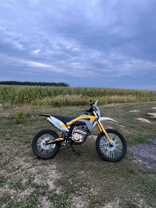 Sprzedam crossa Asix XB 83 250 ccm