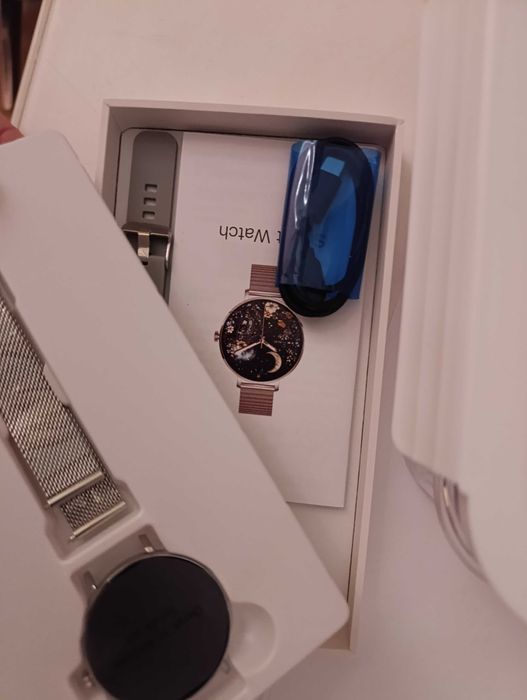 Смарт-годинник Valady