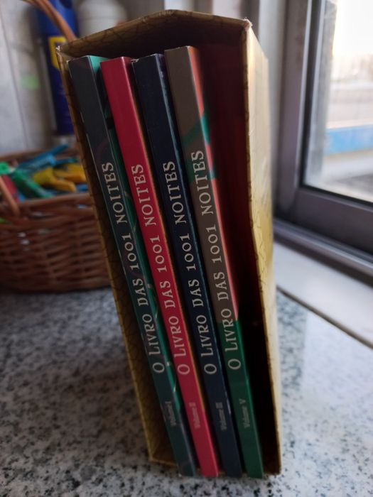 New incomplete collection The Book of the Thousand and One Nights - 4 volumes64309615835905121