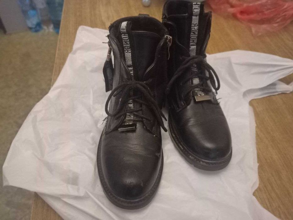 Черевики для дівчинки, р.36, б/у