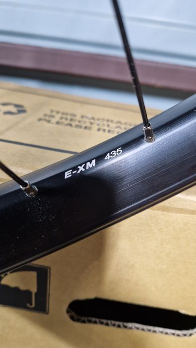 Nowe koło tylne Mavic E-xm 435  27.5  piasta deore 12x142 29