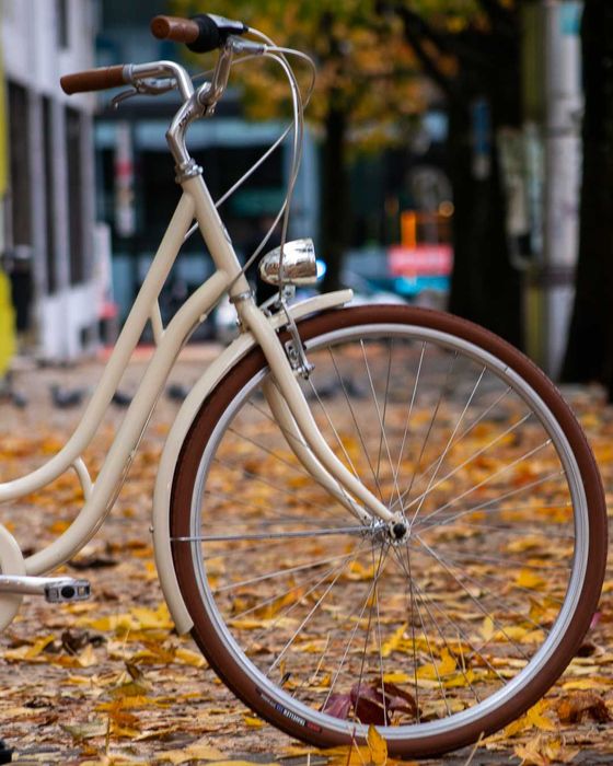 Bicicleta Cidade Capri Berlin Creme Vintage