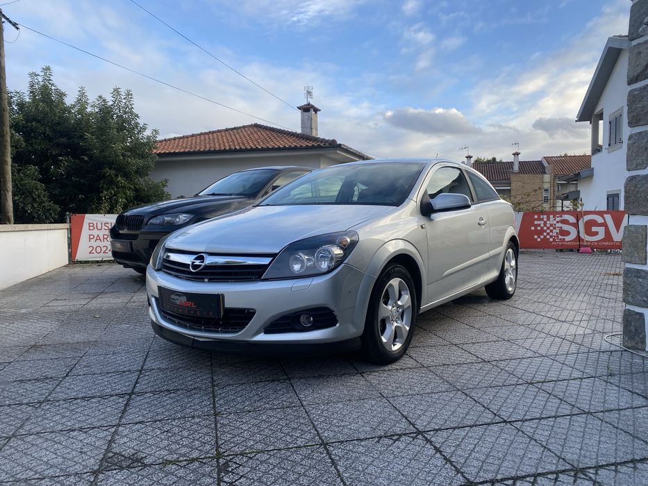 Astra GTC diesel 5lugares