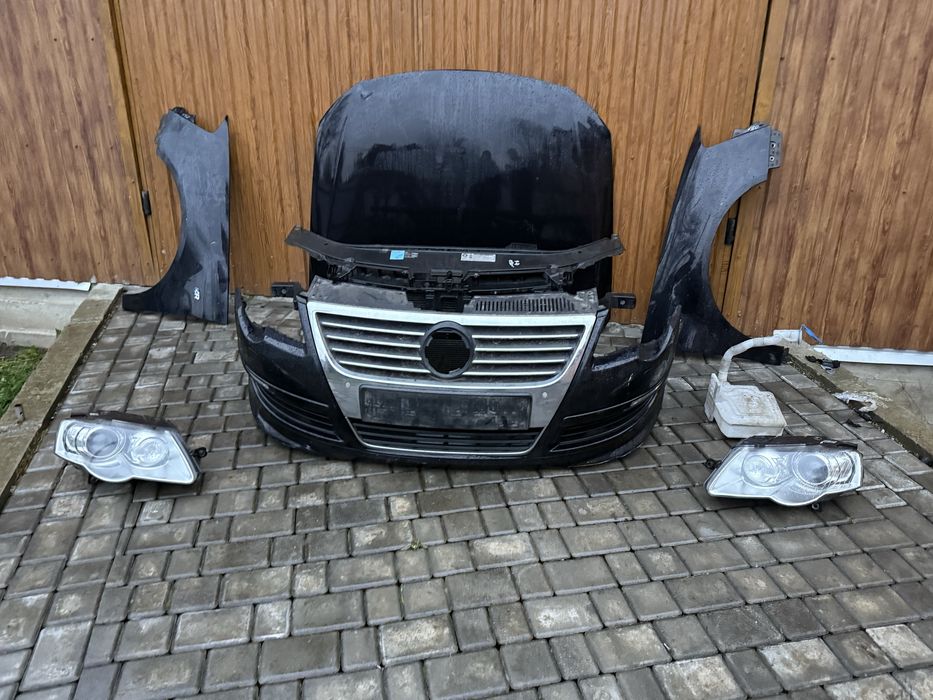 Passat B6 Пассат (морда-деталь)розбір