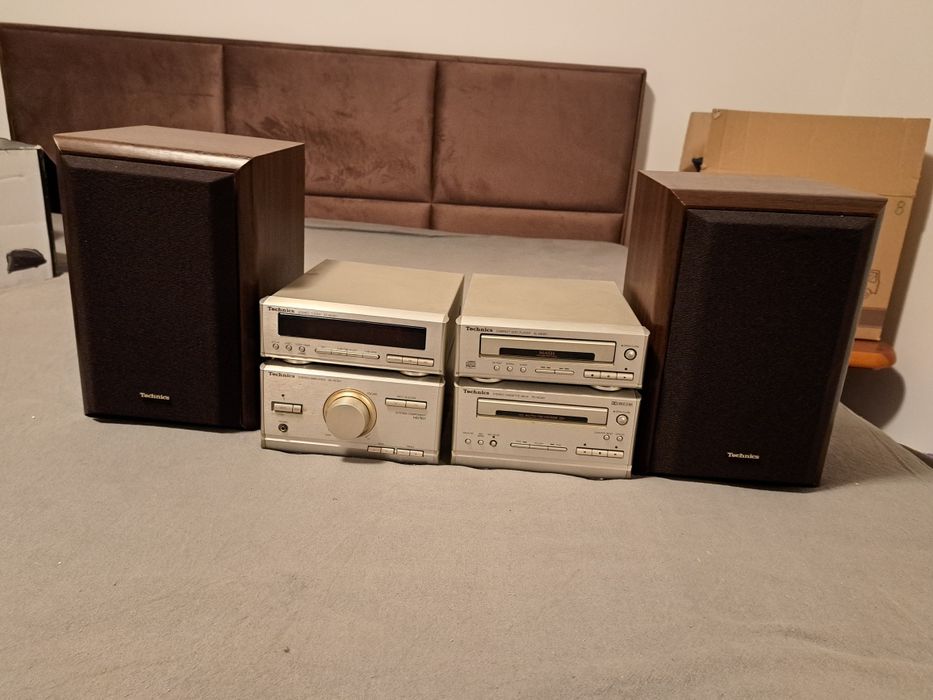 Wieża Technics SC-HD301 uszkodzone CD