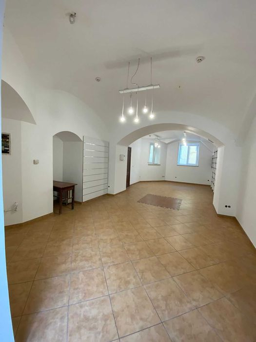 Продаж комерції 48 кв.м. вул. Винниченка (біля прощі Митної)
