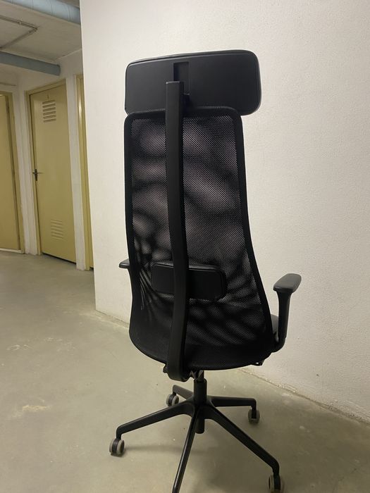 Cadeira escritorio de pele IKEA