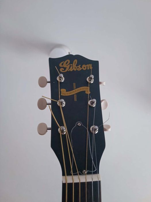 Gibson J45 banner ( réplica)