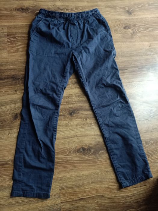Spodnie granatowe Reserved