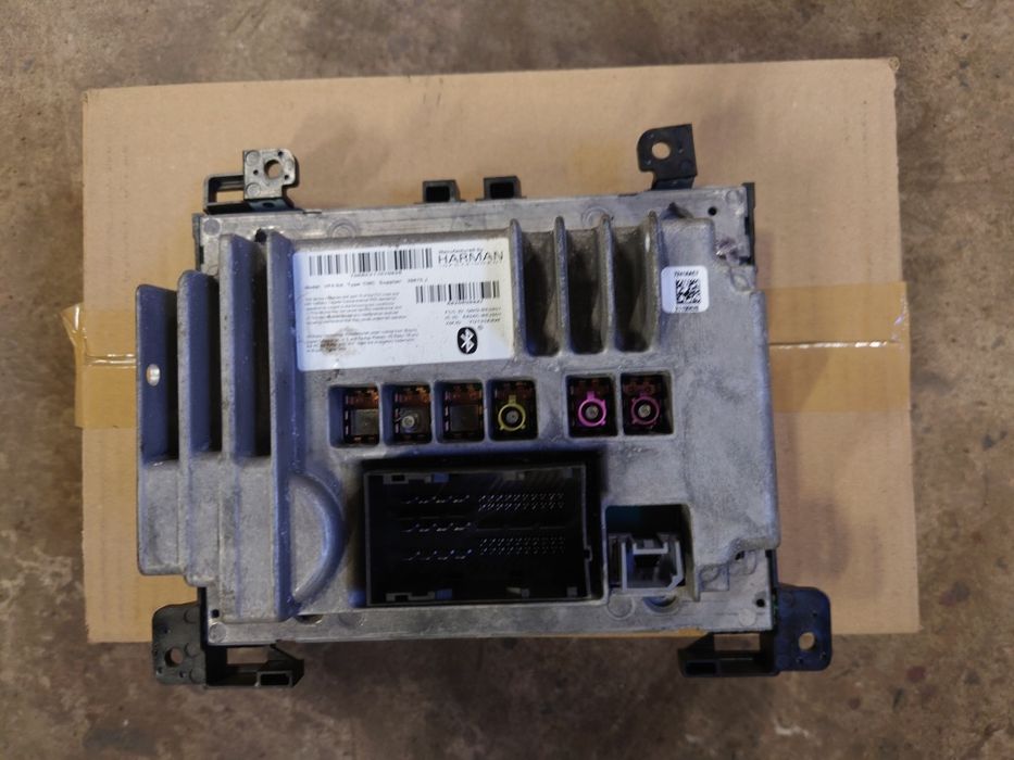 Dodge challenger charger radio Harman
