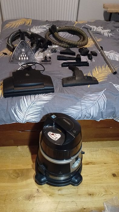 Odkurzacz Roboclean Aura z zestawem piorącym