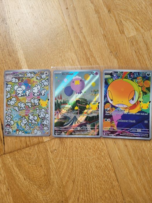 Karty pokemon 30th