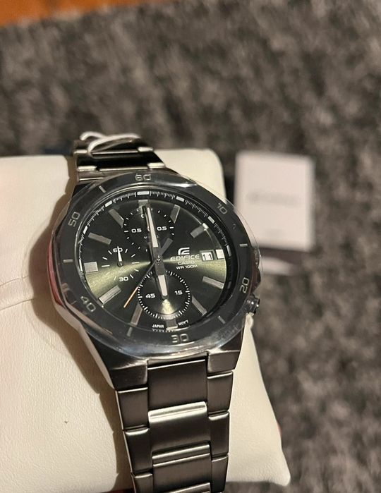 Portes grátis  - Relógio casio efv 640dc