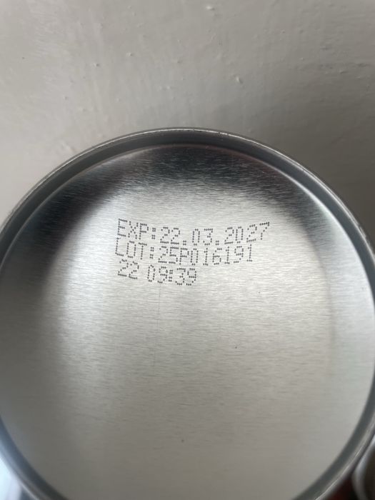 Піна монтажна професійна і ручна