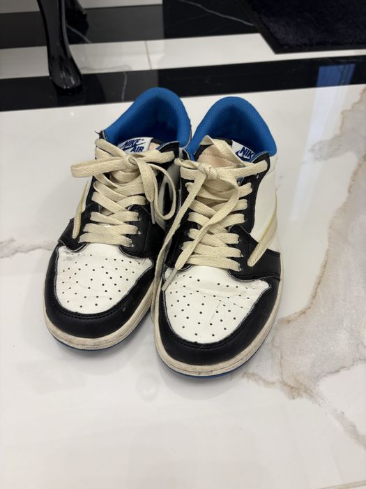 Nike & Scott Travis