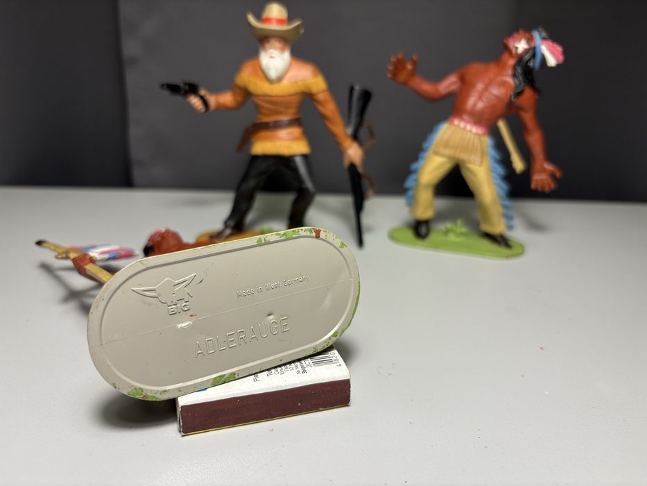 Продаются фигурки индейцев и ковбоев BIG Германия