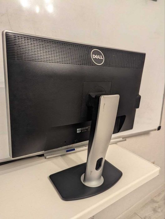 Монітор Dell U2412Mb