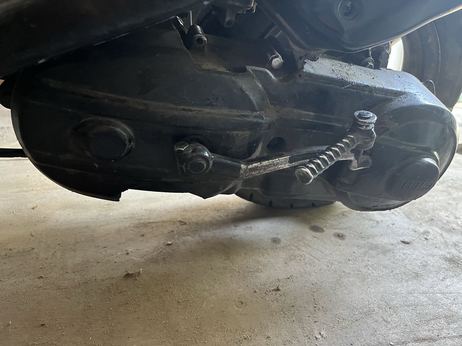 Скутер ямаха артістік + масло і нові гріпси