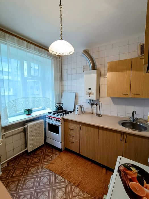 Оренда 2 кімнатної квартири в Центрі .