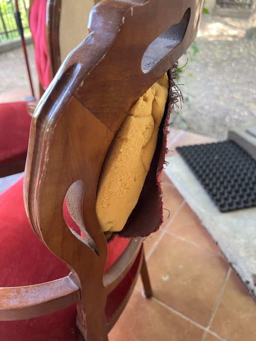 Stół z 4 krzesłami