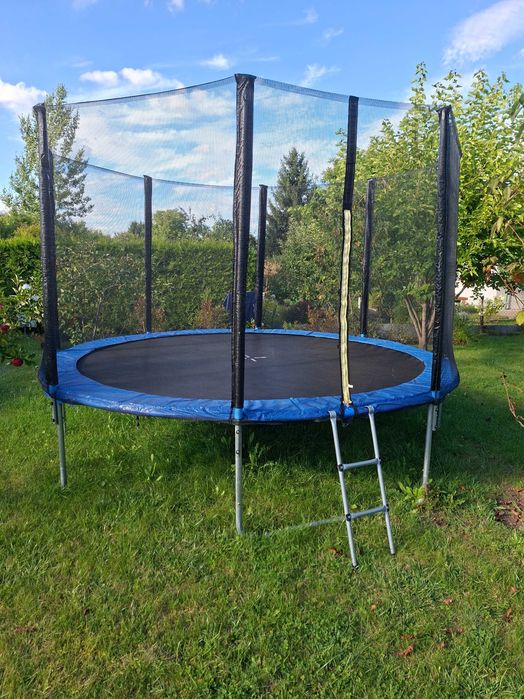 Trampolina ogrodowa z drabinką duża