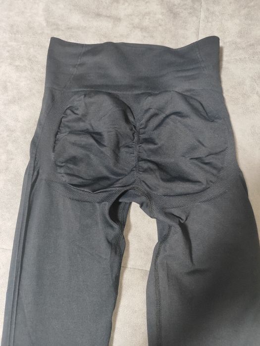 Лосіни з пушап ефектом