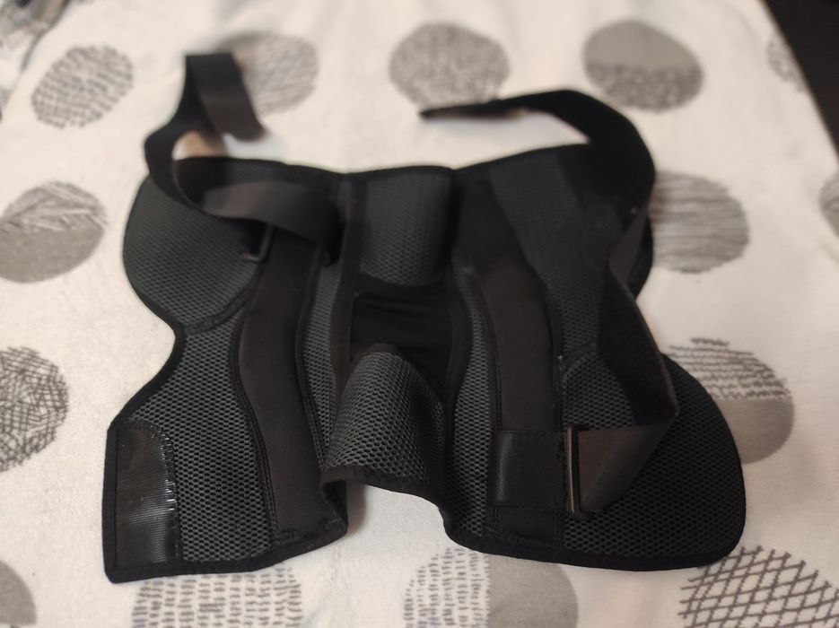 Orteza na prawy staw kolanowy DONJOY