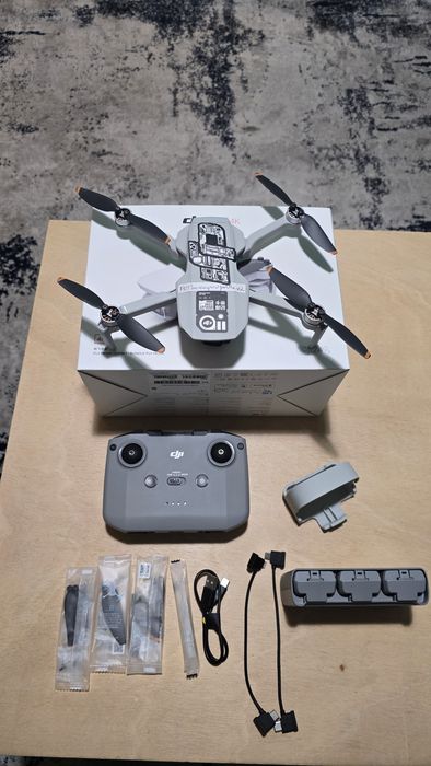 DJI Mini 4K fly more combo
