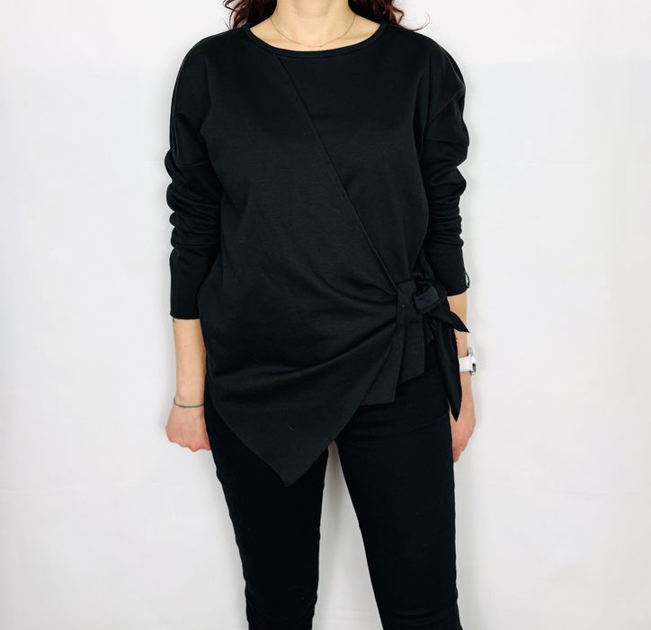 Czarna bluzka z wiązaniem S/M 36/38