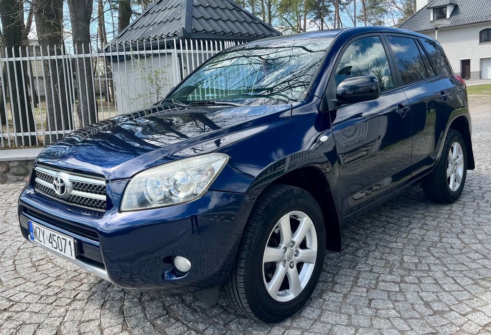 Toyota RAV4 Bez wkładu finansowego 4X4 Klima Nowe opony