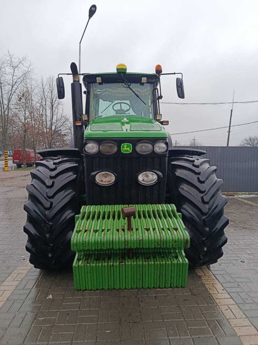 Трактор John Deere 8430