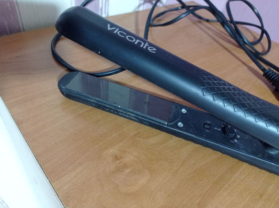 Выпрямитель для волос VICONTE. Щипцы. Плойка.
