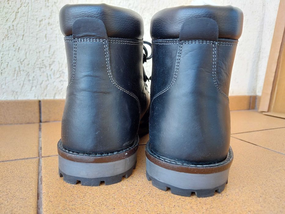 Ботинки зимние RESERVED. Кожа. Подошва Goodyear®. Оригинал. США