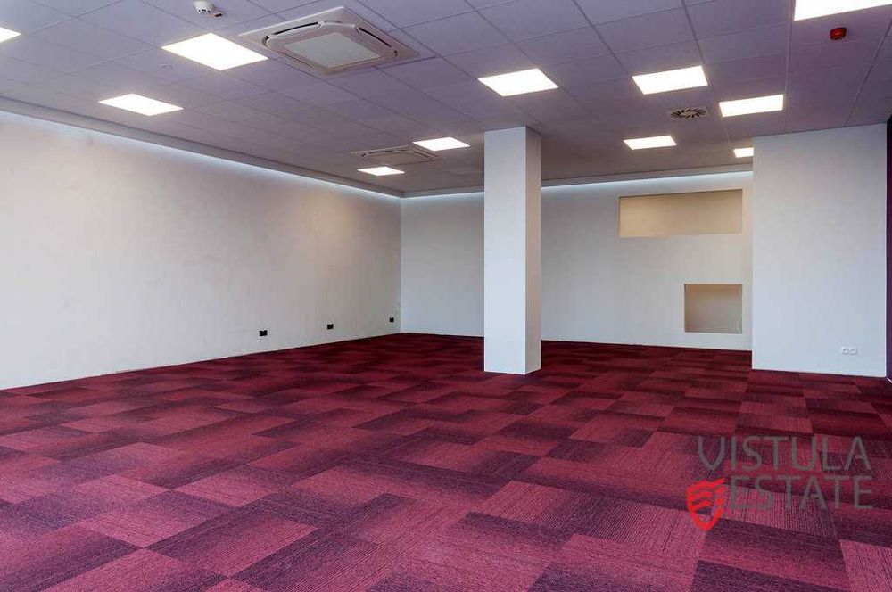 Lokal parterowy w biurowcu | 124 m2