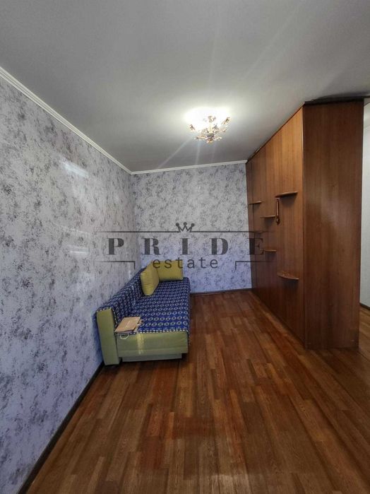 Apartment in Kyiv, 3-y mikrorayon Pivnichno-Brovarskoho masyvu, Darnytskyy masyv - Більше
