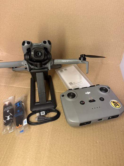 DJI Mini 5 Pro + Mala
