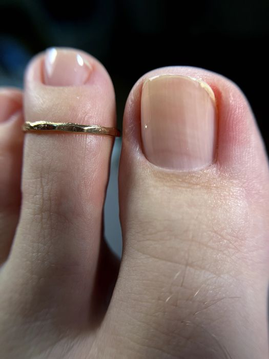 Нарощування нігтів, педикюр. ЦЕНТР, вул. СОБОРНА (наращивание ногтей)