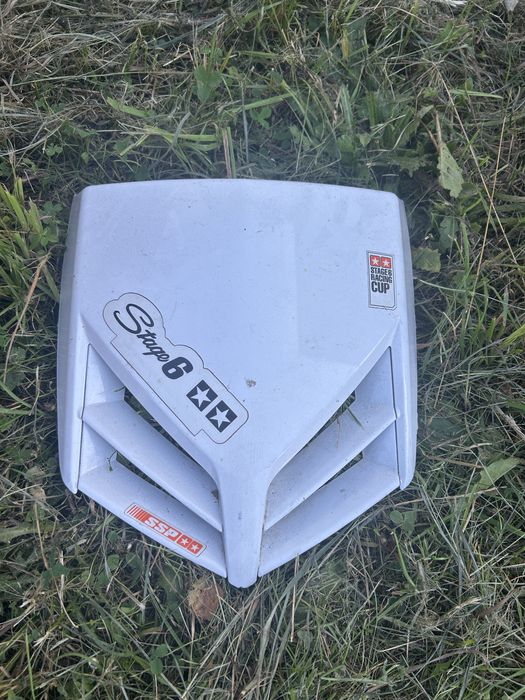 Derbi gp1 50 części osłona plastik cena za całość ze zdjęć