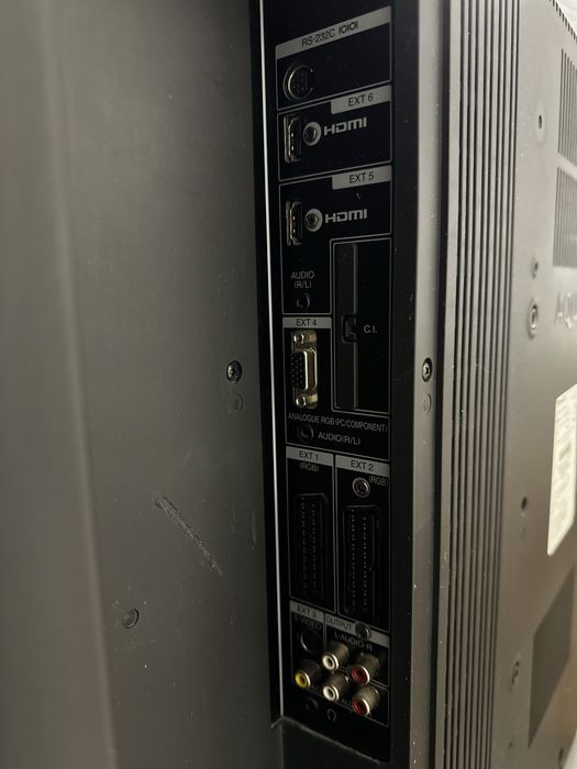 Telewizor Sharp AQUOS (LC-37AD5E-GY) 37 cali, HDMI, oryginalny pilot