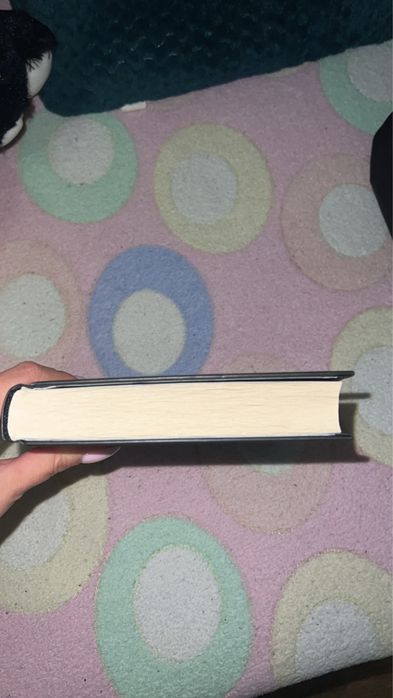 На гачку Емілі Макінтайр