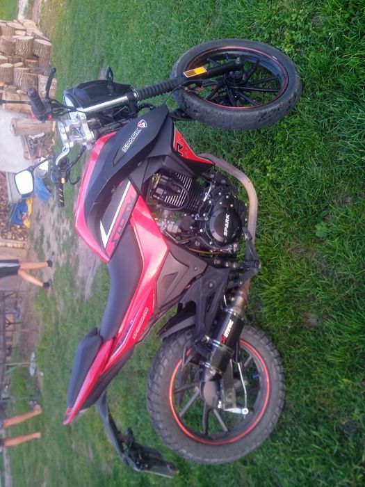 Продам мотоцикл спарк 200 r28