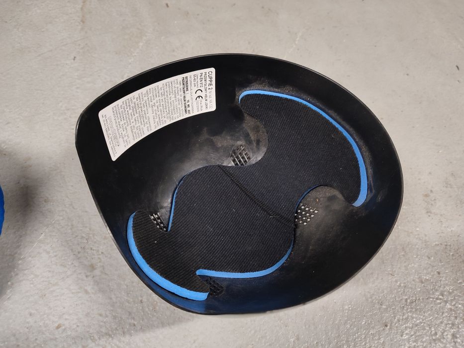 Czapka z daszkiem ochronna na budowę 55-62cm Przemysłowy hełm lekki Cu