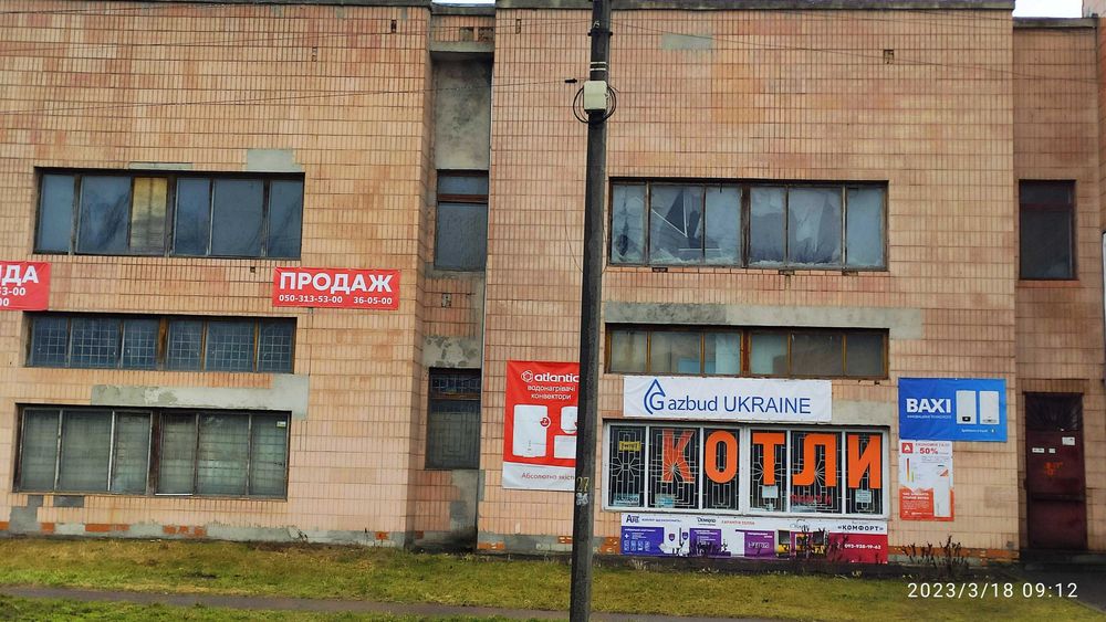 площадка фасадна, приміщення під магазин, виробництво
